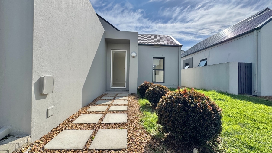 3 Bedroom Property for Sale in Aan de Wijnlanden Western Cape